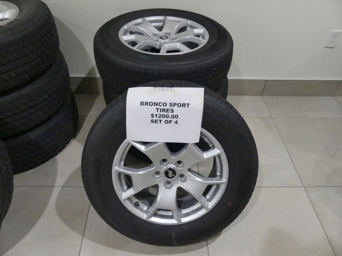 Ford Bronco Tires Ford Bronco Tires