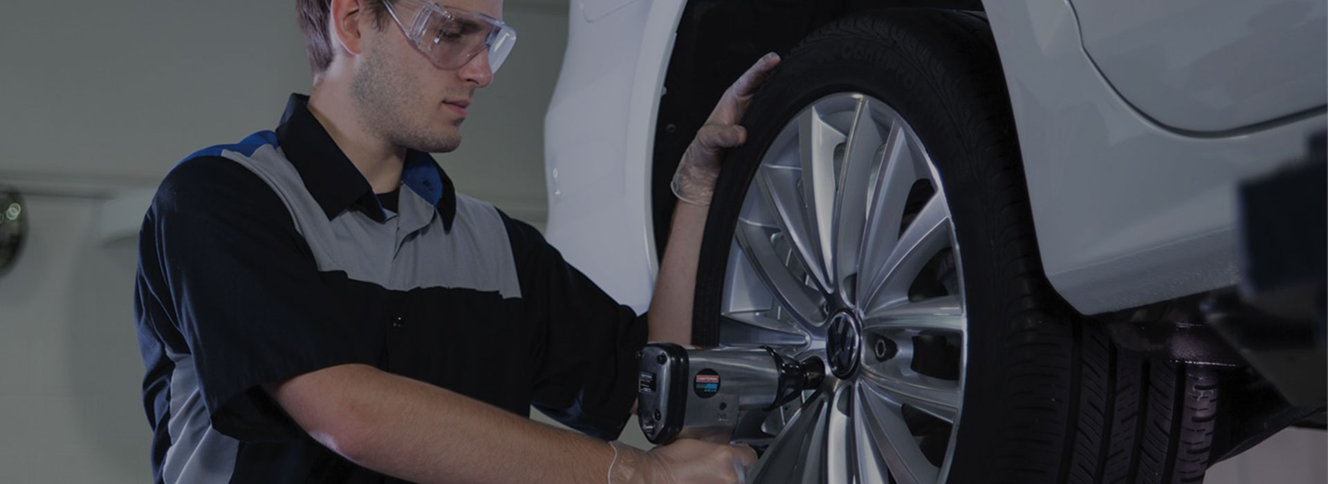 Volkswagen of Downtown Los Angeles Tire Rotation Volkswagen of Downtown Los Angeles Tire Rotation