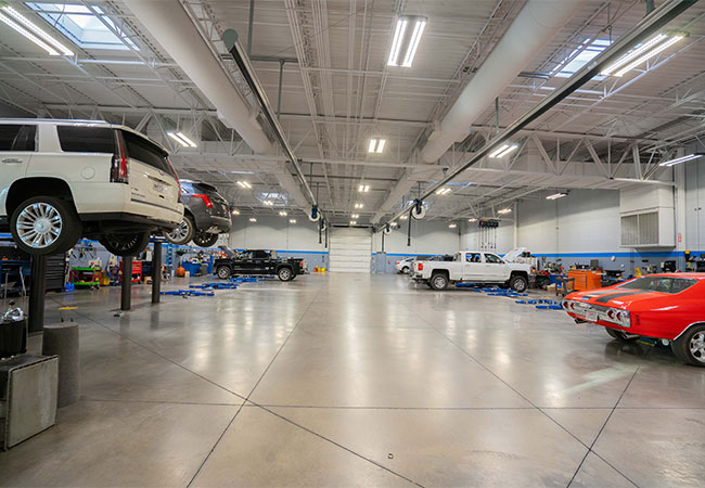 Stephen Wade Chevrolet Cadillac Service Area