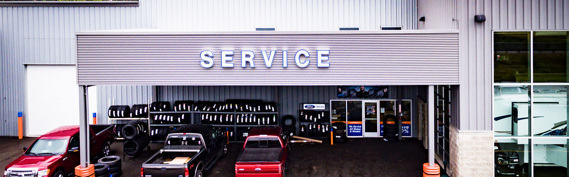 Service center ford