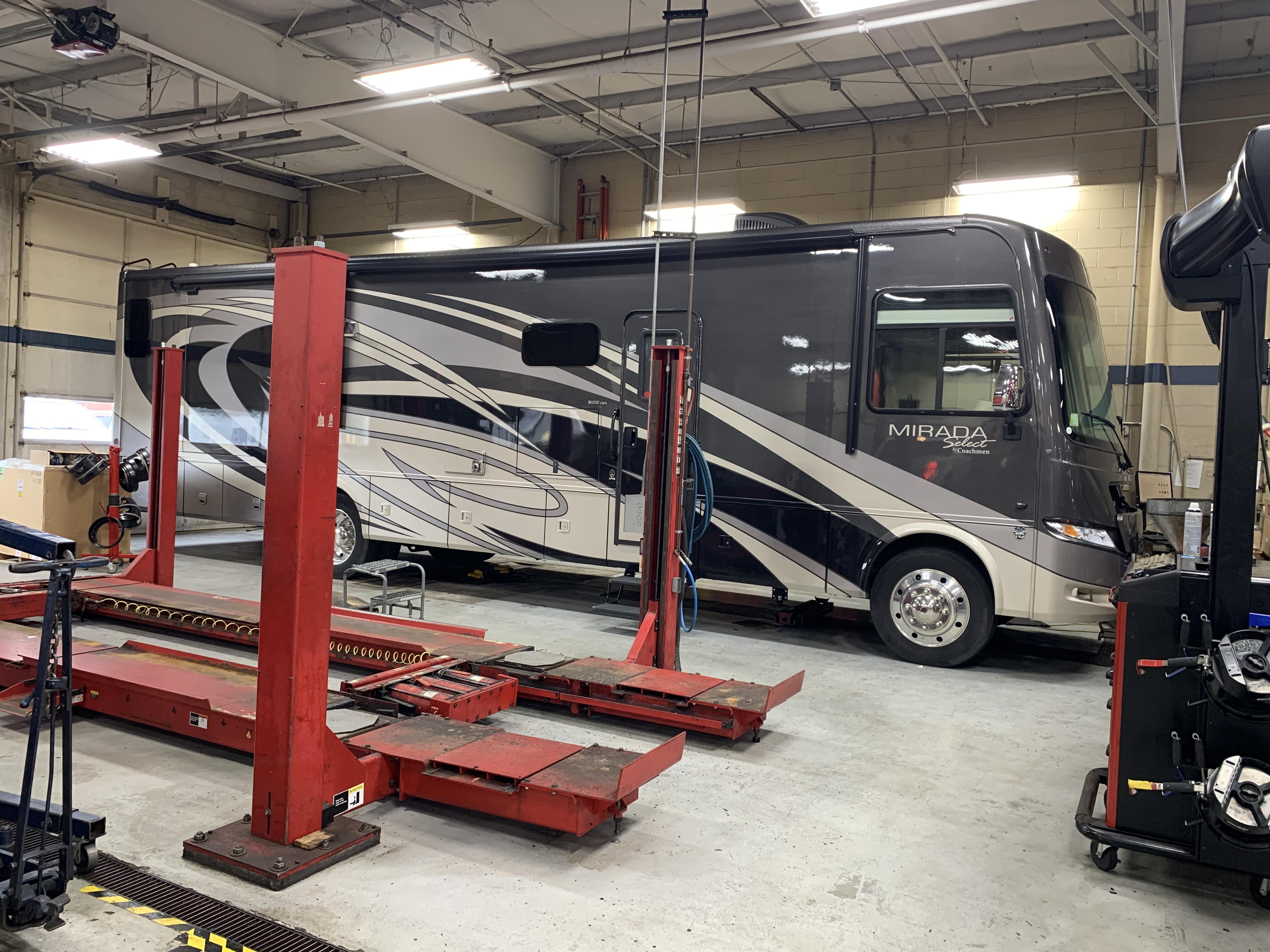 RV Service in St. Louis, MO Sunset Ford