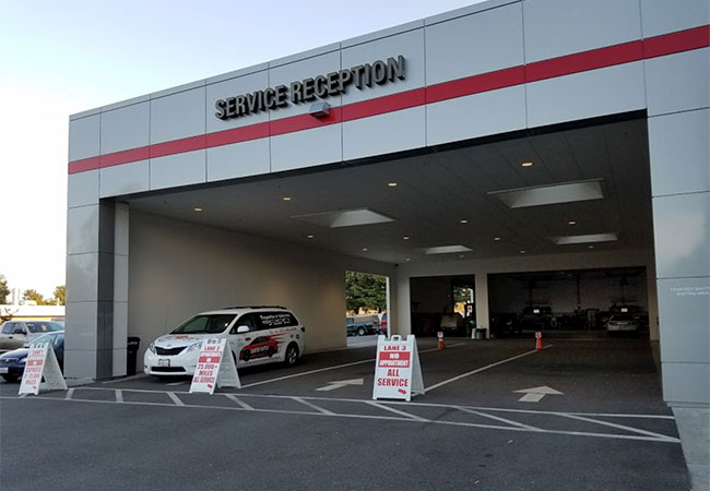 Santa Cruz Toyota Service Reception