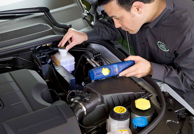 Land Rover Service Technicians Videos