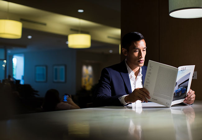 NEWSPAPERS & MAGAZINES