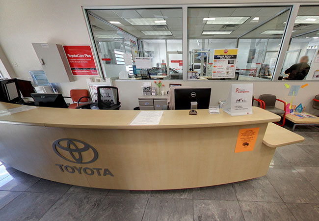 Service Advisor Desk