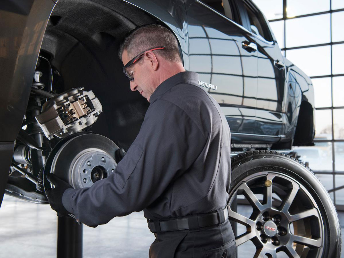 Chevy Buick GMC Certified Technicians Service