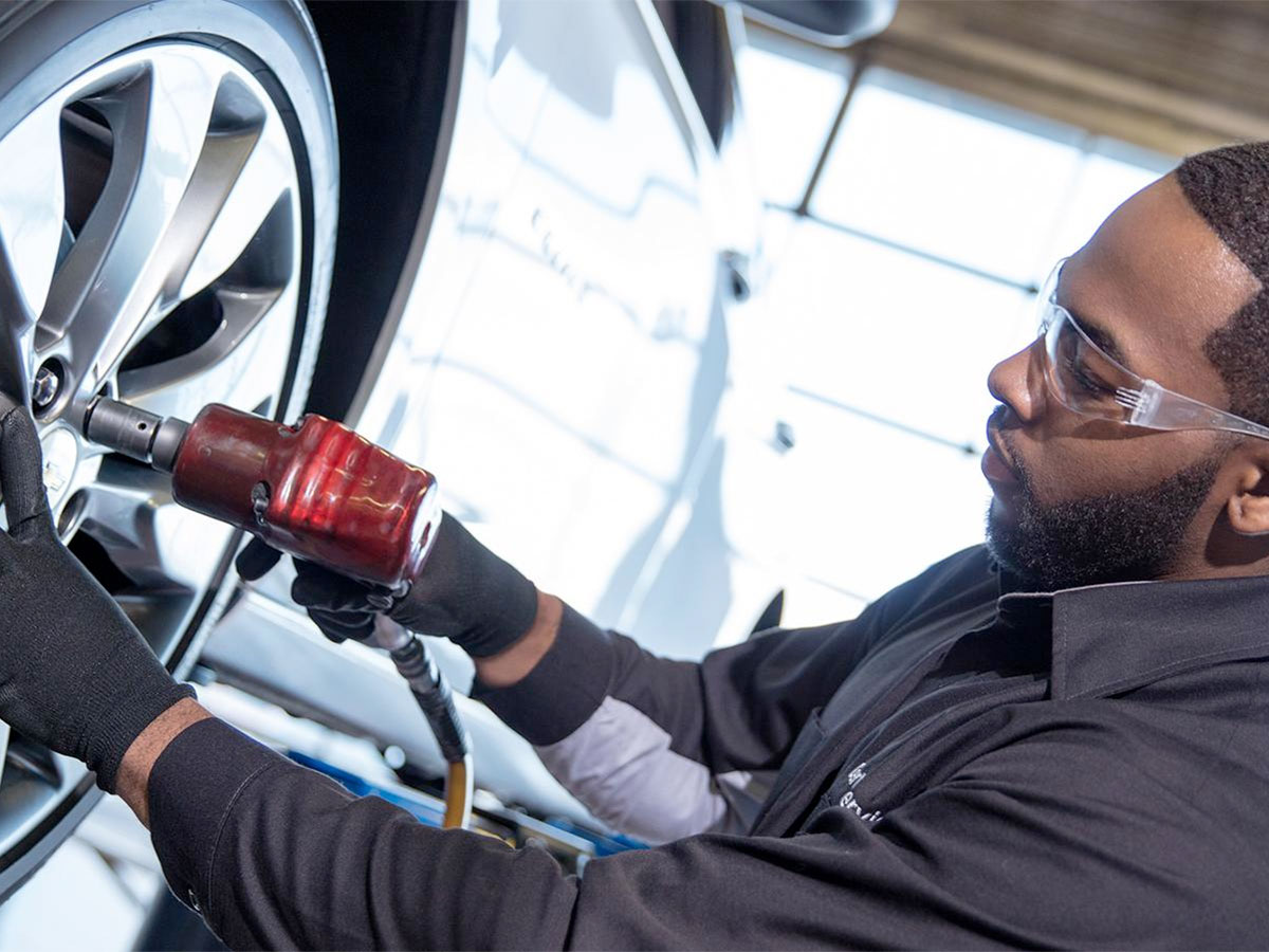 Chevrolet Two-Wheel Alignment Service