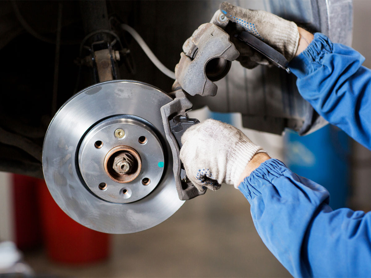 Brake Pad Replacement Service