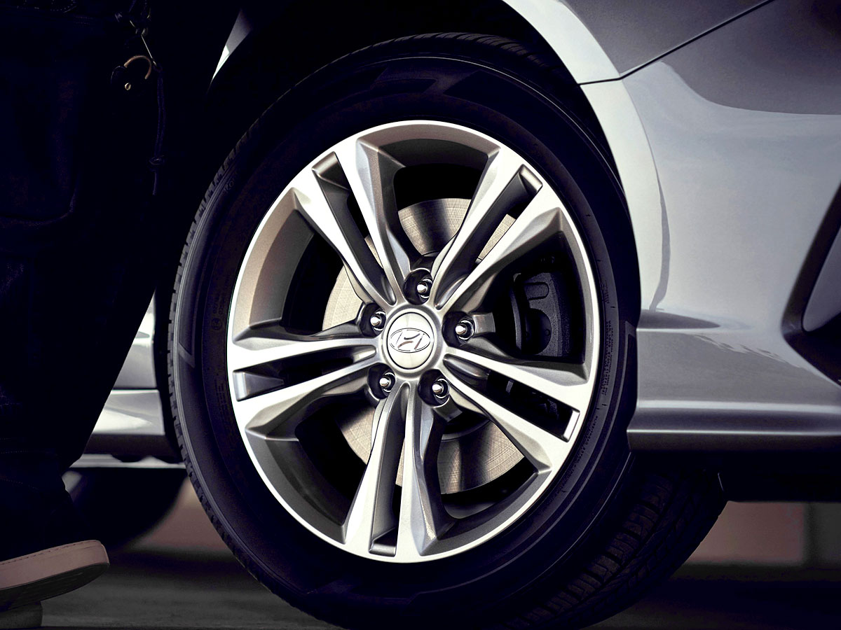 Hyundai Wheel Alignment Service