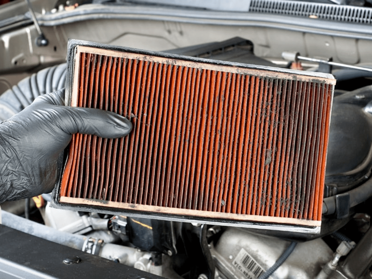 Engine Air Filter Replacement Service