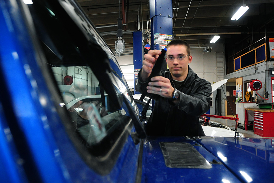 Windshield Wiper Replacement