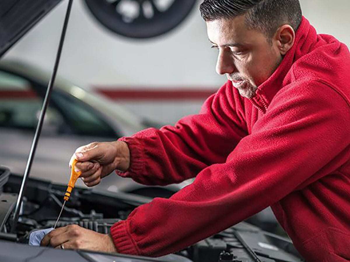 Kia High-Mileage Oil Change Service