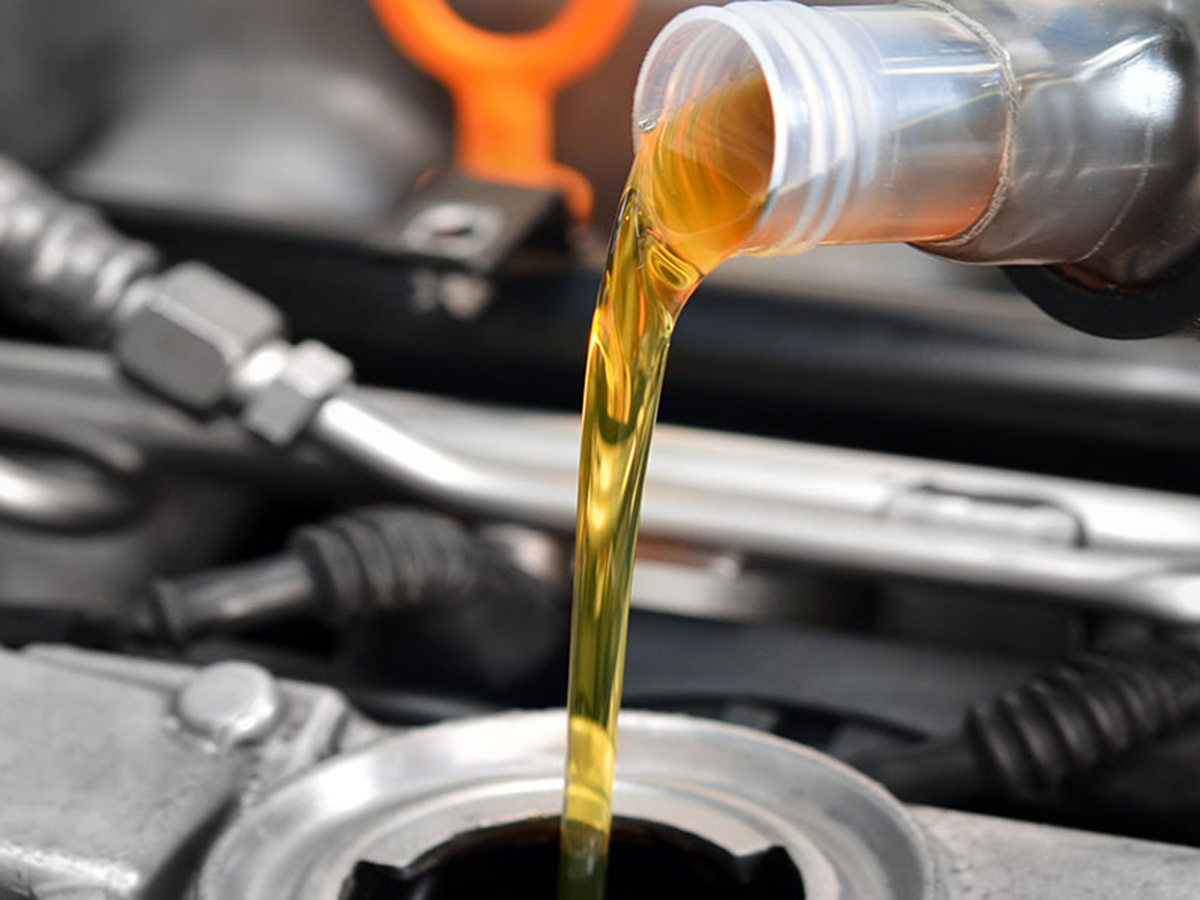 Nisssan Conventional Oil Change Service