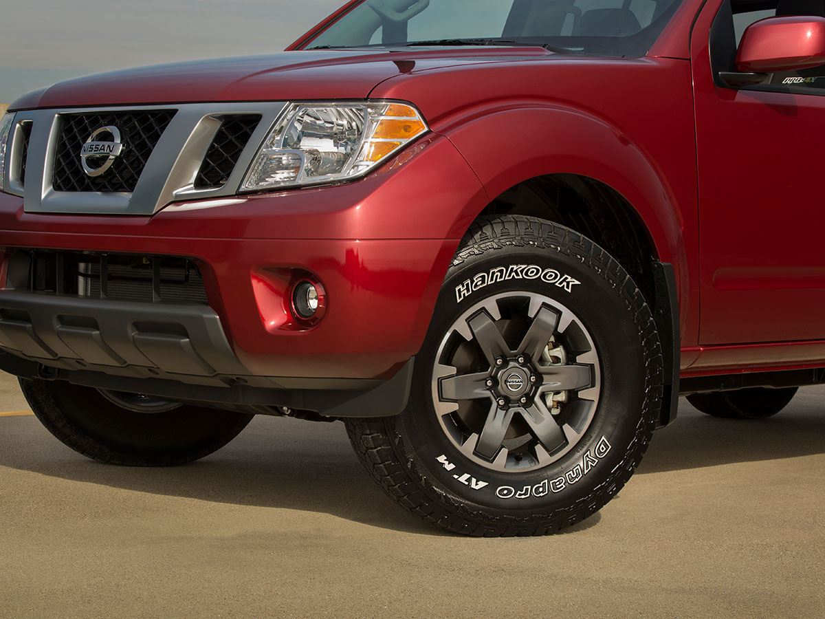 Форум ниссан. Ниссан Фронтиер 2020. Nissan Frontier Pro-4x Wheels. Nissan Frontier d40 2020. 2007 Nissan Frontier Tire Size.